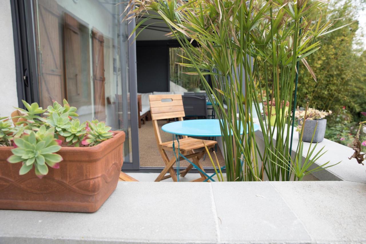 Agreable Logement Independant Avec Veranda Vienne  Dış mekan fotoğraf